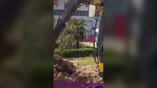 Ударная роторная буровая установка Машинное оборудование буровой установки гидравлической скважины 25м глубокое роторное